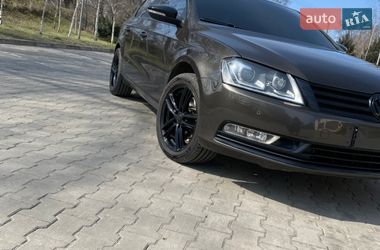 Седан Volkswagen Passat 2012 в Павлограде