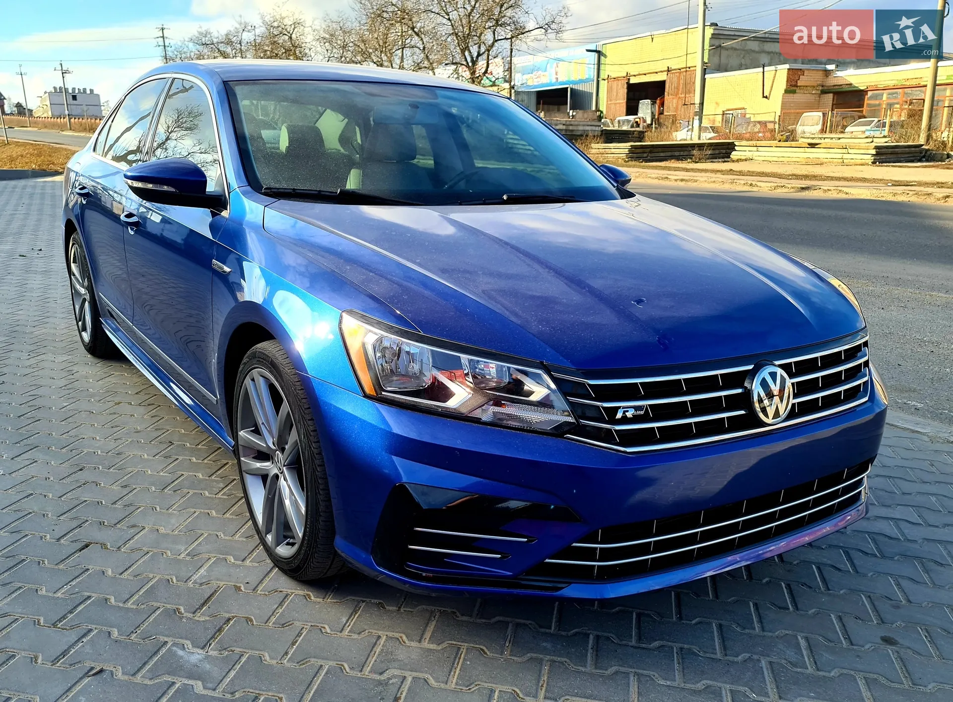 2017 Volkswagen Passat - фото 1