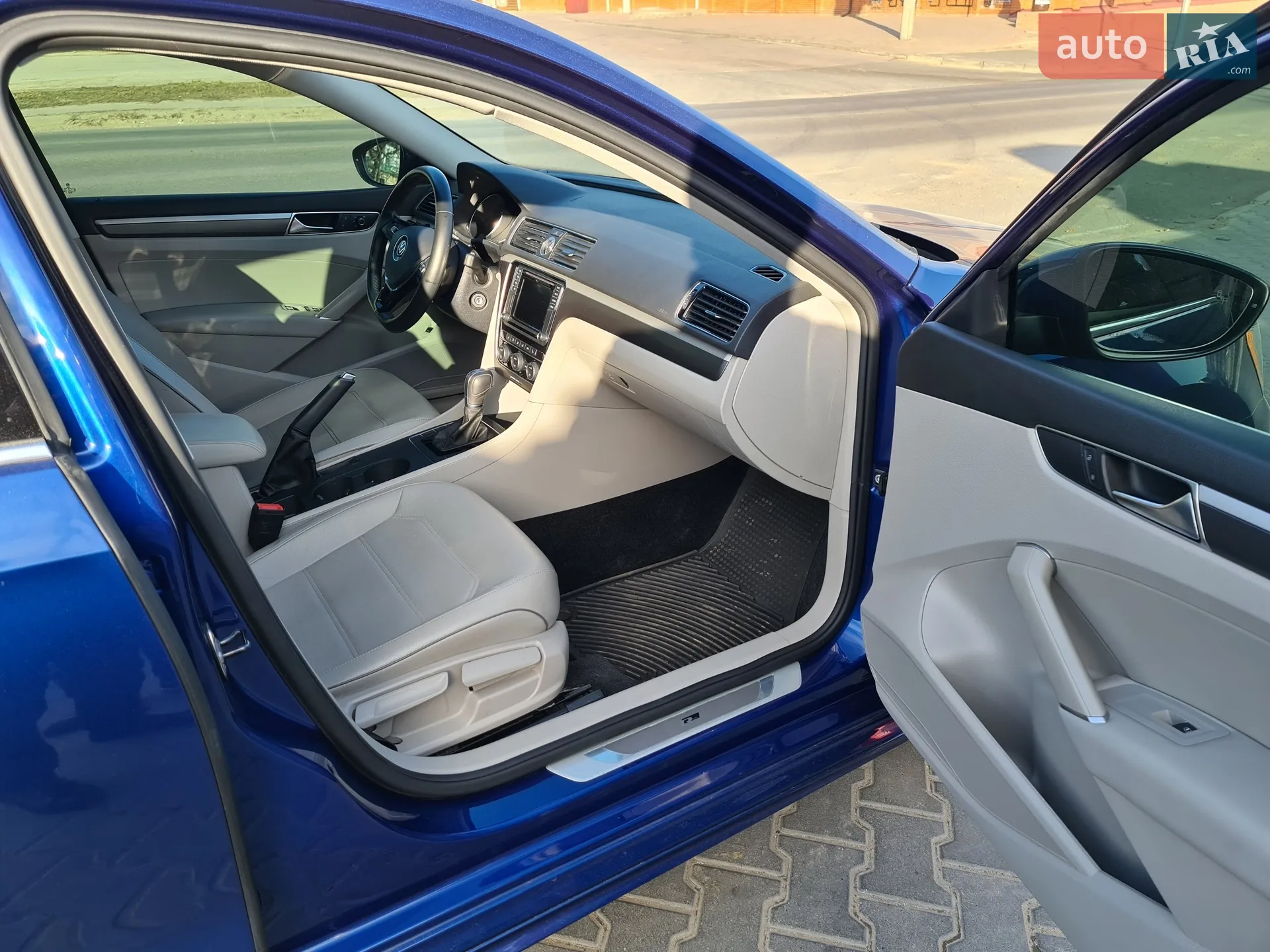 2017 Volkswagen Passat - мініатюра 6