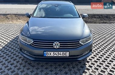 Универсал Volkswagen Passat 2015 в Хмельницком