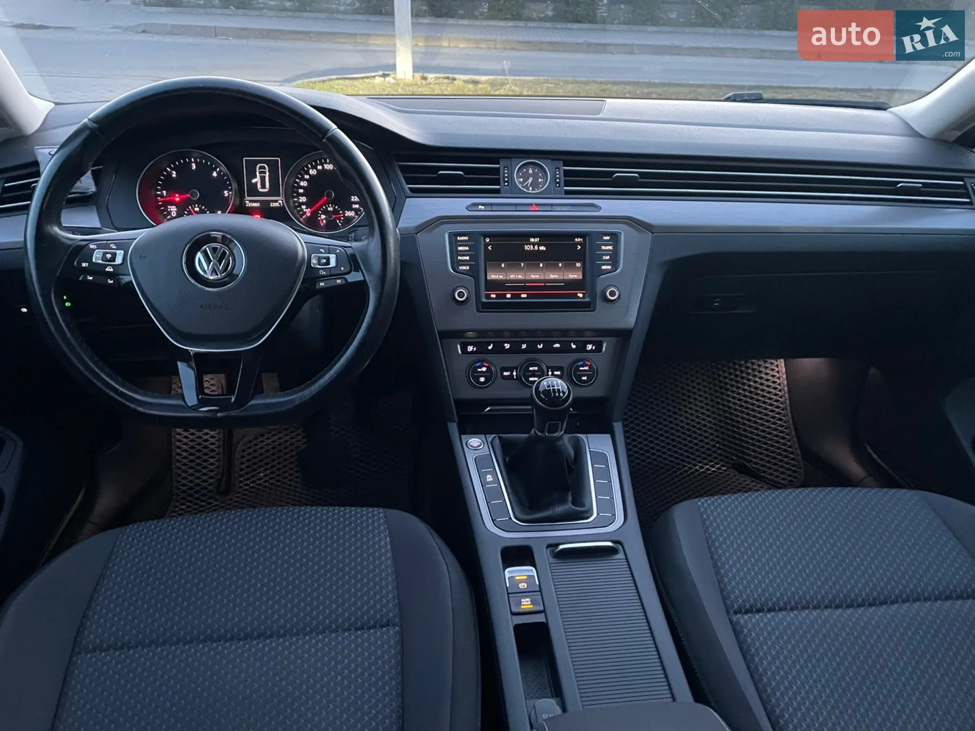2015 Volkswagen Passat - мініатюра 25