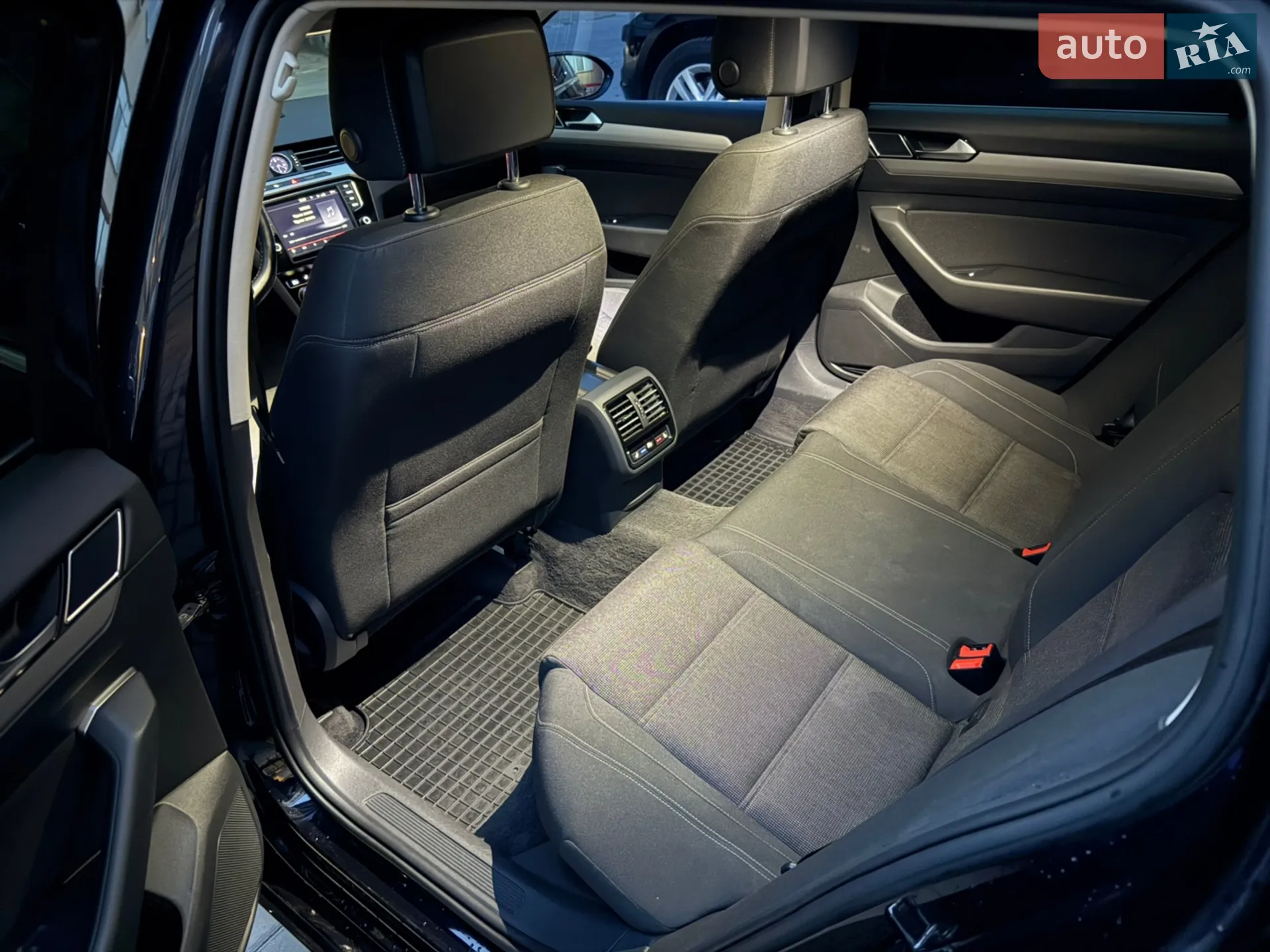 2014 Volkswagen Passat - мініатюра 9