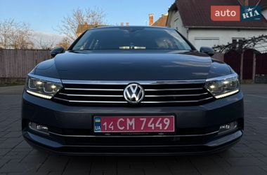 Универсал Volkswagen Passat 2015 в Сваляве