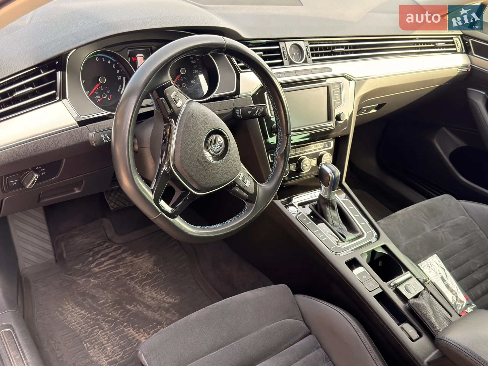 2017 Volkswagen Passat - мініатюра 14
