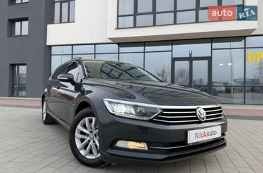 Универсал Volkswagen Passat 2017 в Ивано-Франковске