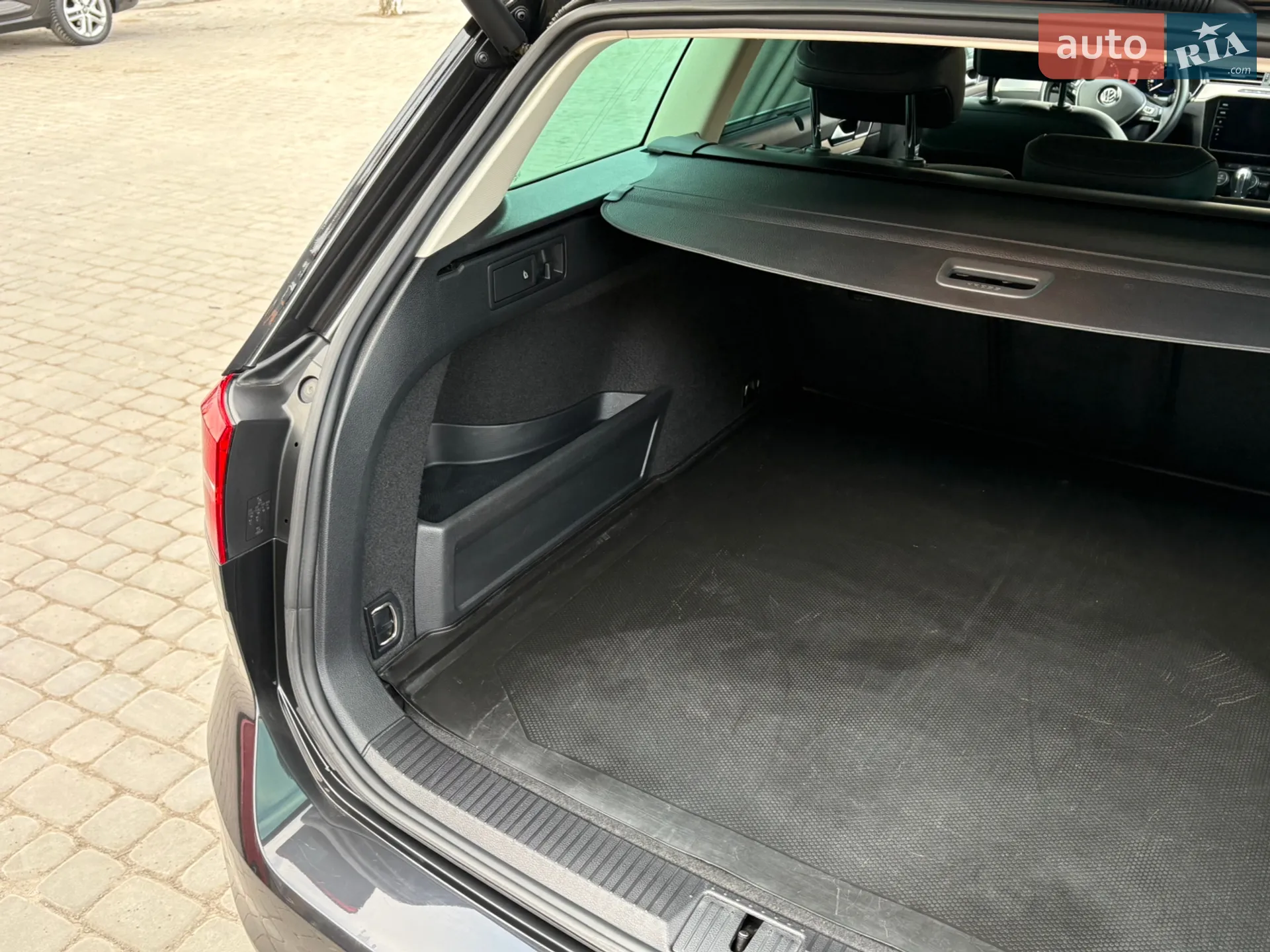 2019 Volkswagen Passat - мініатюра 23