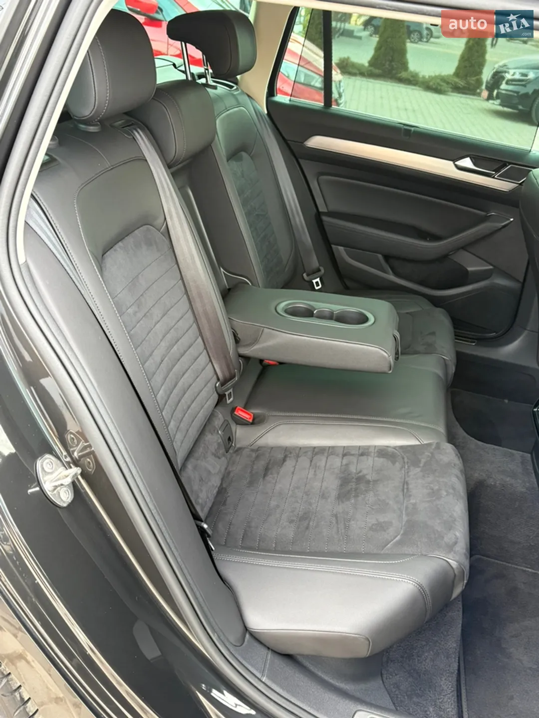2019 Volkswagen Passat - мініатюра 37