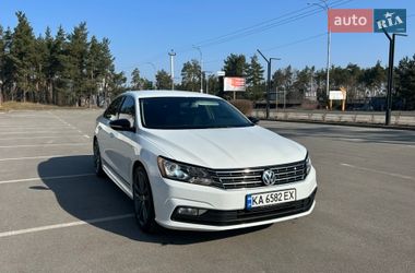 Седан Volkswagen Passat 2017 в Киеве
