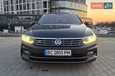 Універсал Volkswagen Passat 2018 в Львові