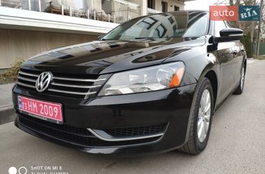 Седан Volkswagen Passat 2014 в Львове