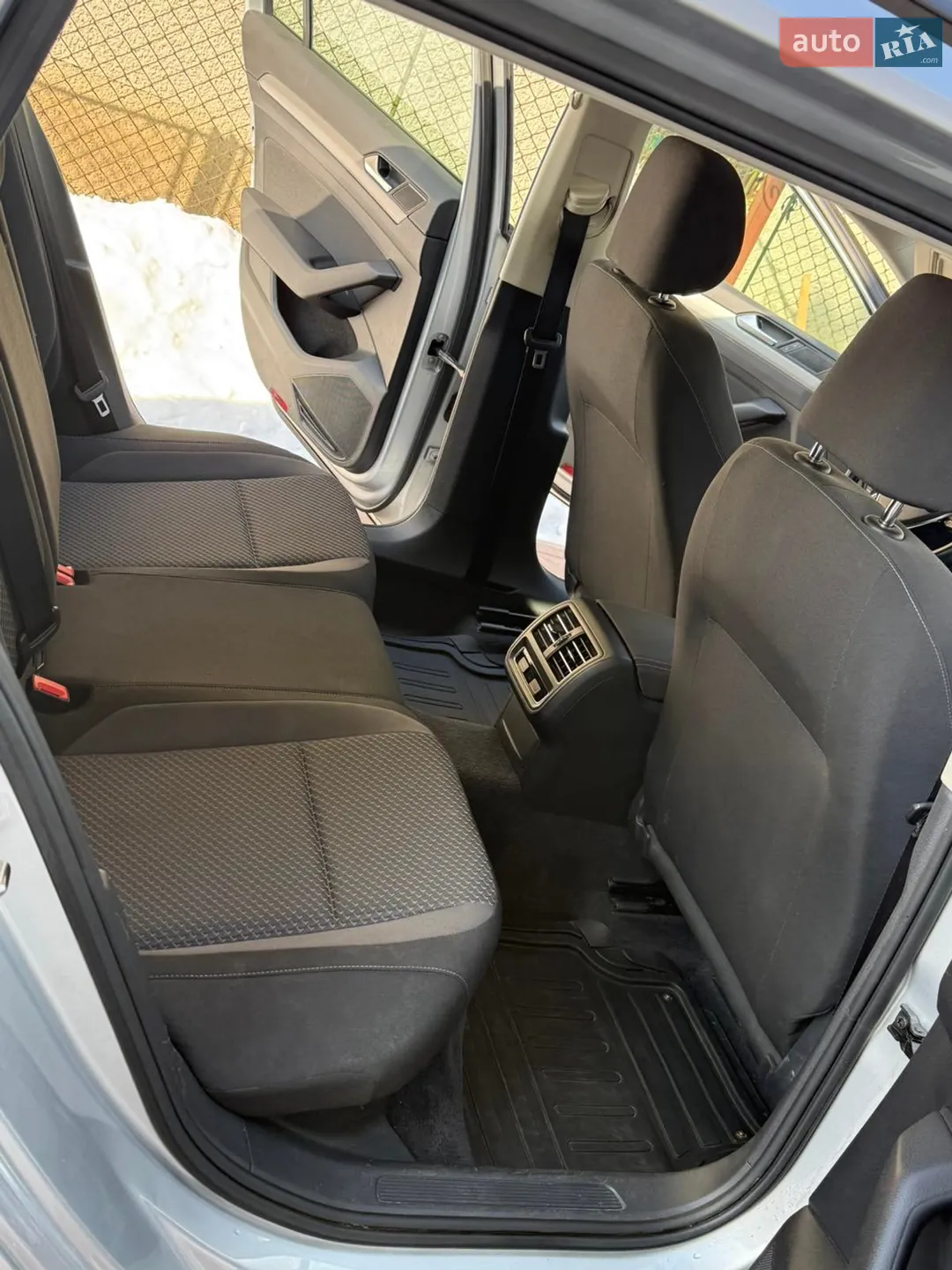 2018 Volkswagen Passat - мініатюра 8