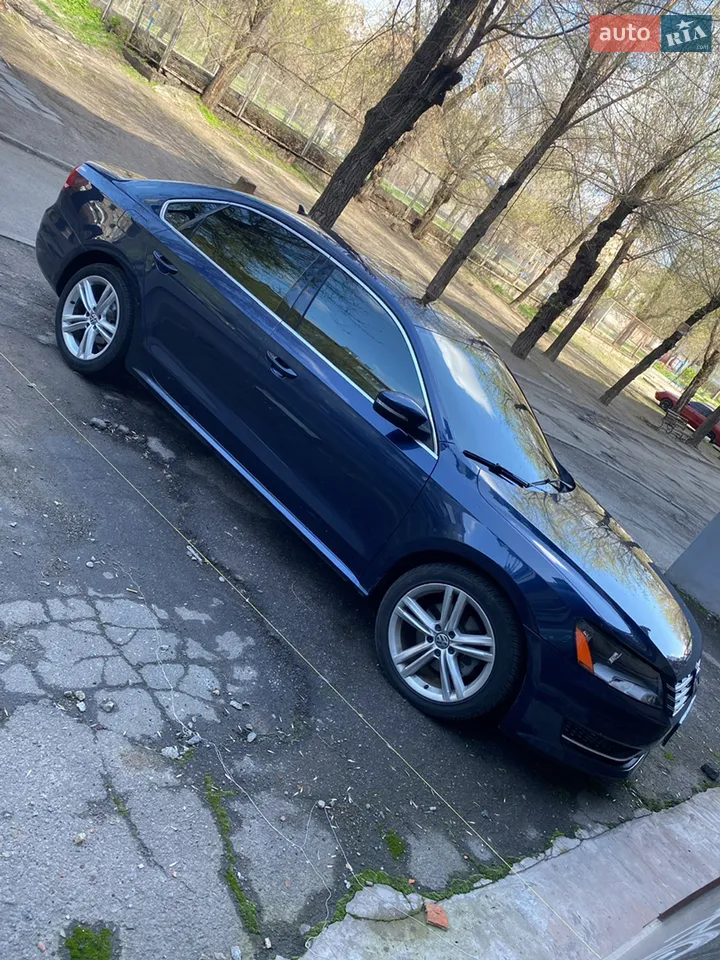 2016 Volkswagen Passat - мініатюра 16