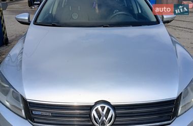 Універсал Volkswagen Passat 2011 в Миронівці