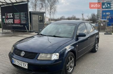 Седан Volkswagen Passat 1998 в Хмельницком