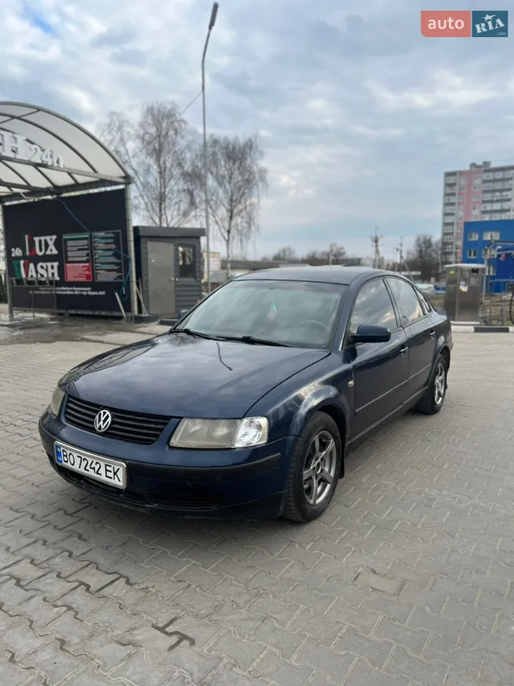 2011 Volkswagen Touareg - мініатюра 37