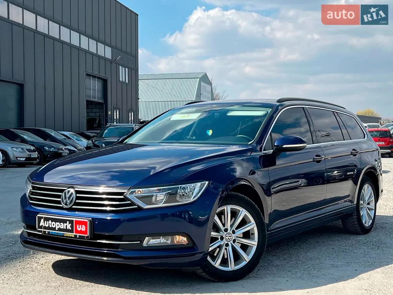 2018 Volkswagen Touareg - мініатюра 35