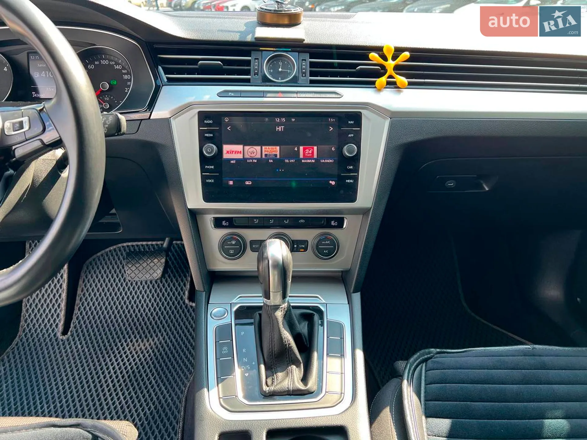2017 Volkswagen Passat - мініатюра 26