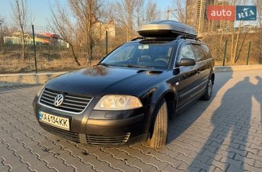 Универсал Volkswagen Passat 2002 в Киеве