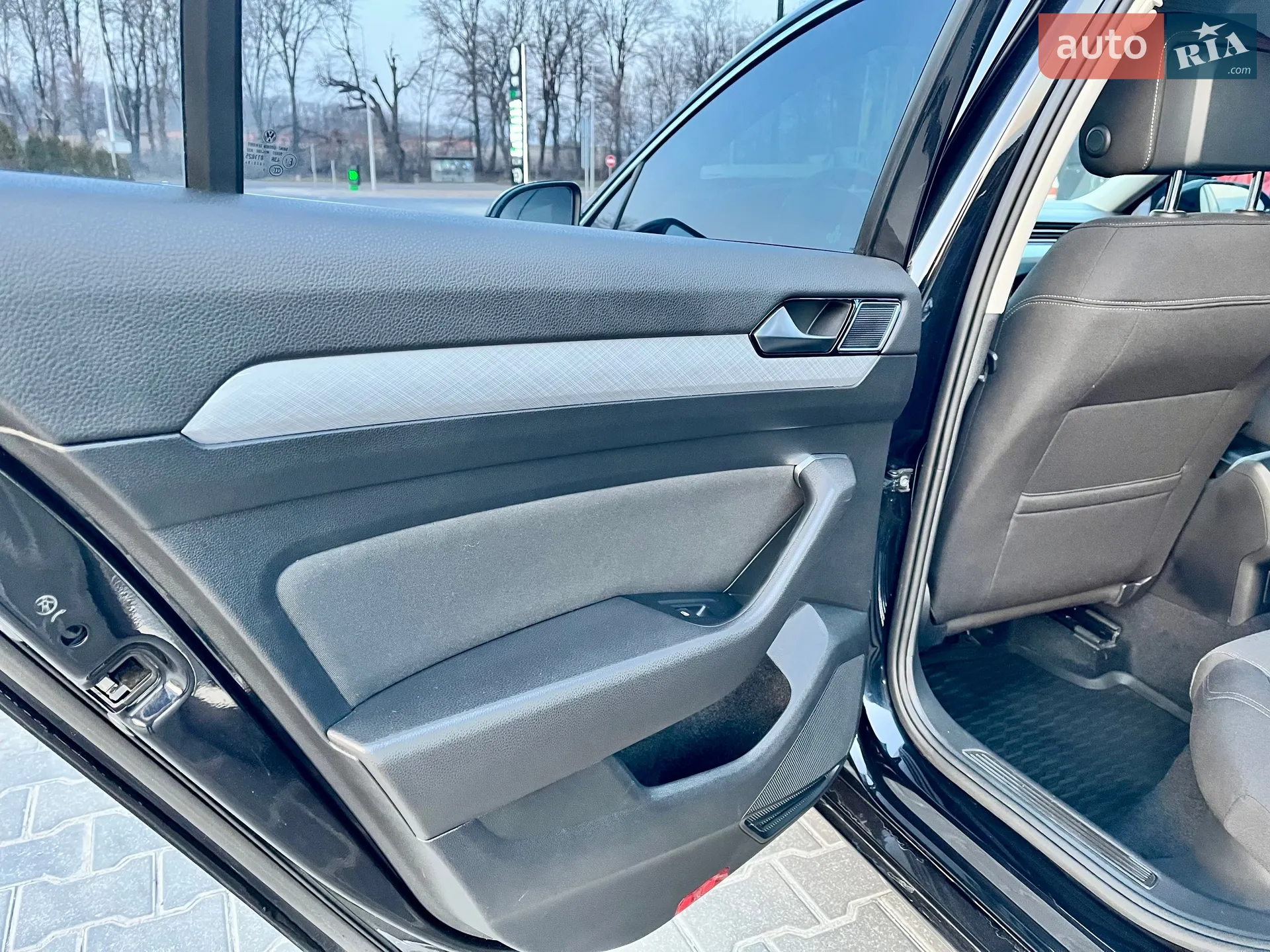 2019 Volkswagen Passat - мініатюра 31
