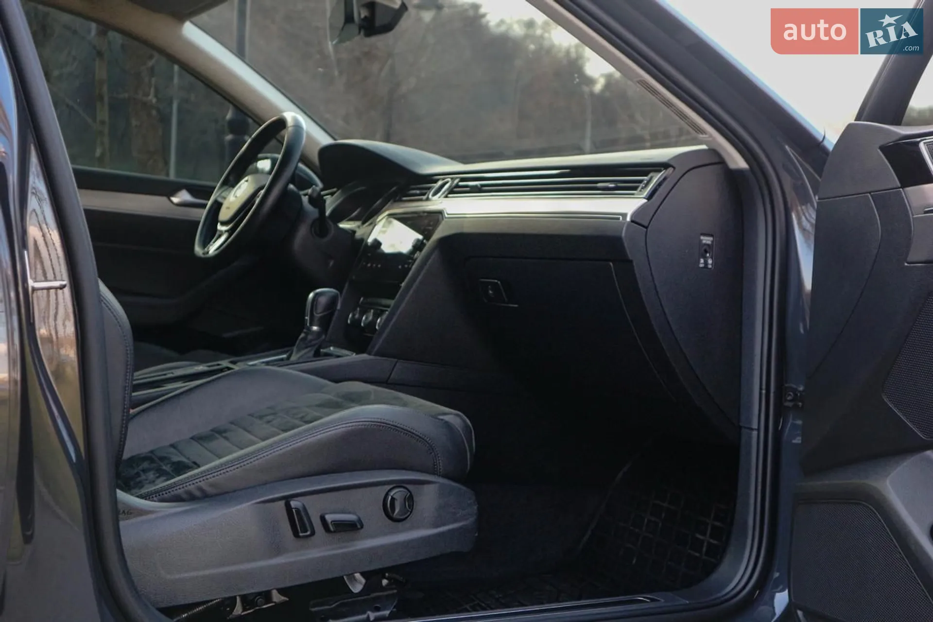 2018 Volkswagen Passat - мініатюра 27