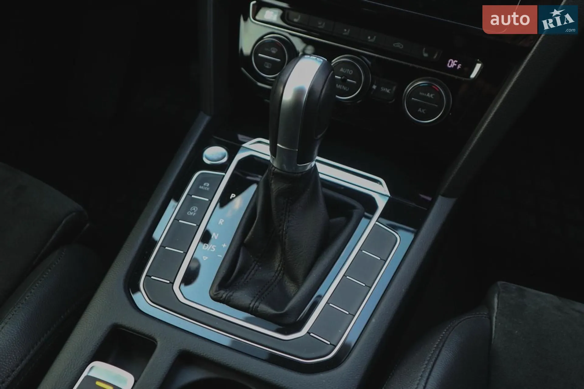 2018 Volkswagen Passat - мініатюра 40