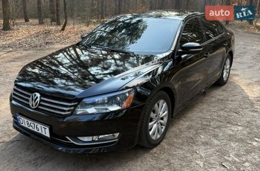 Седан Volkswagen Passat 2012 в Киеве