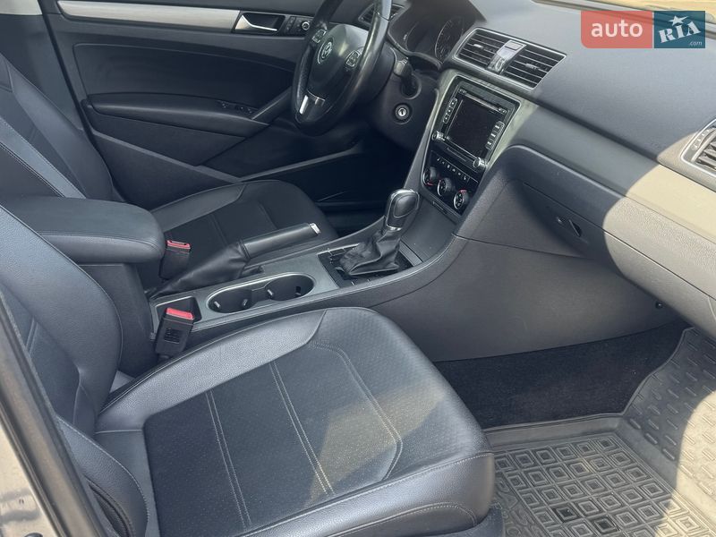 Седан Volkswagen Passat 2015 в Киеве фото 6 Седан Volkswagen Passat 2015 в Киеве