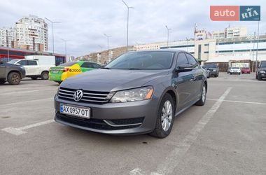 Седан Volkswagen Passat 2015 в Харкові