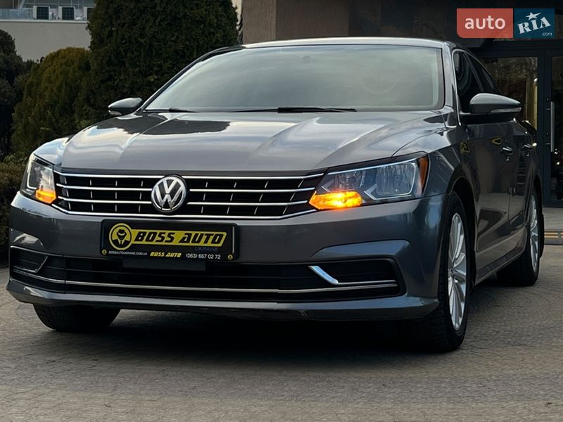 Седан Volkswagen Passat 2016 в Львове