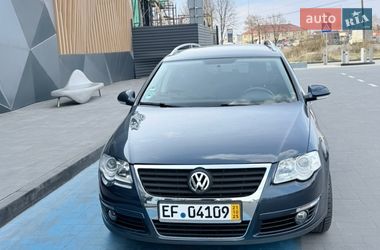 Універсал Volkswagen Passat 2008 в Луцьку
