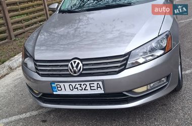 Седан Volkswagen Passat 2012 в Полтаві