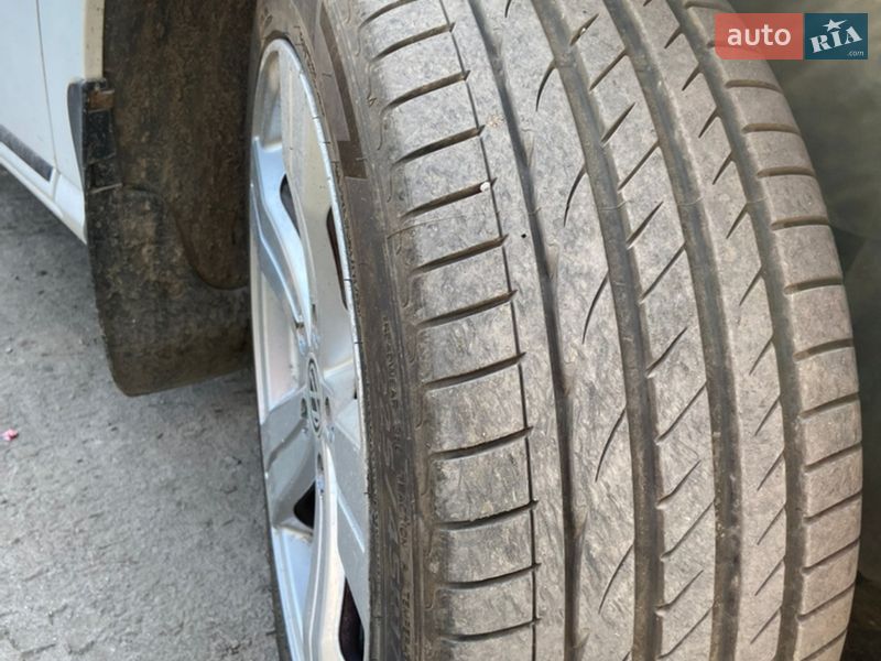 Седан Volkswagen Passat 2011 в Тернополе