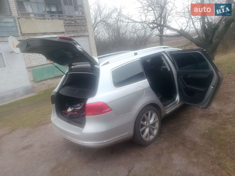 Универсал Volkswagen Passat 2012 в Днепре