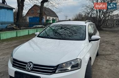 Універсал Volkswagen Passat 2014 в Олиці