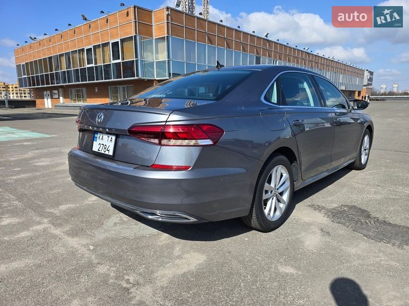 Седан Volkswagen Passat 2020 в Києві