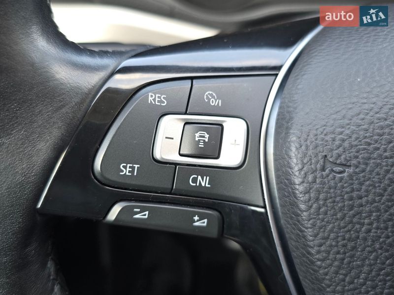 Седан Volkswagen Passat 2020 в Києві