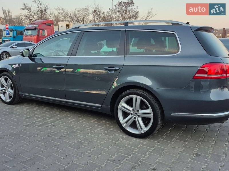 Универсал Volkswagen Passat 2014 в Одессе