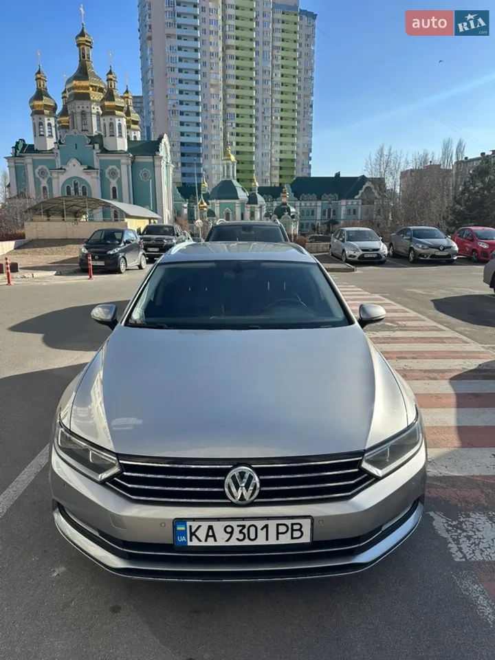2015 Volkswagen Passat - мініатюра 16