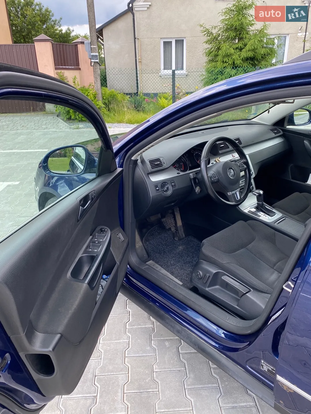 2010 Volkswagen Passat - мініатюра 24