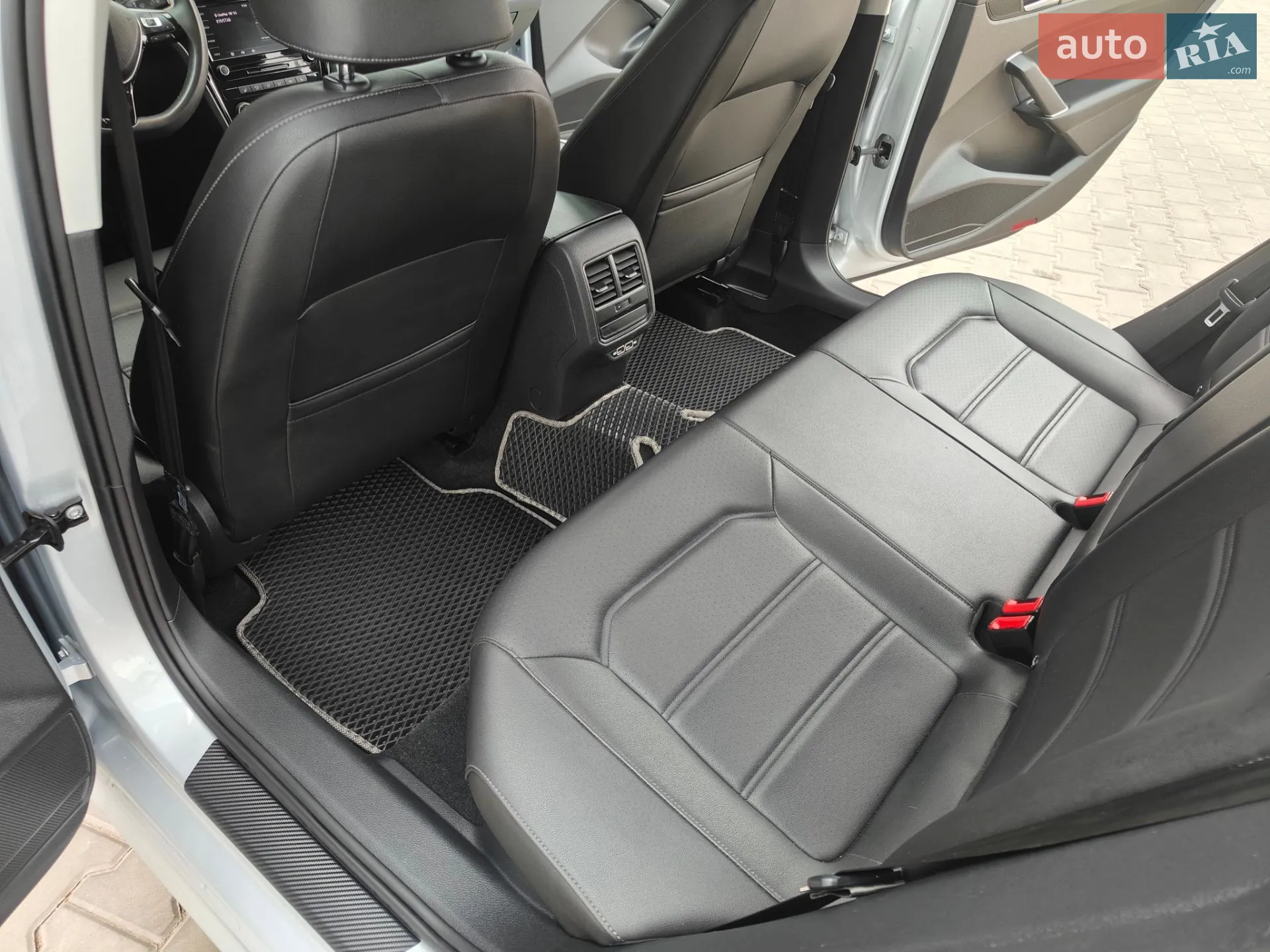 2021 Volkswagen Passat - мініатюра 21