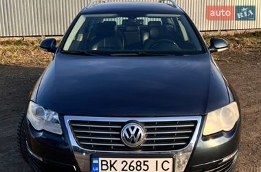 Універсал Volkswagen Passat 2005 в Ківерцях