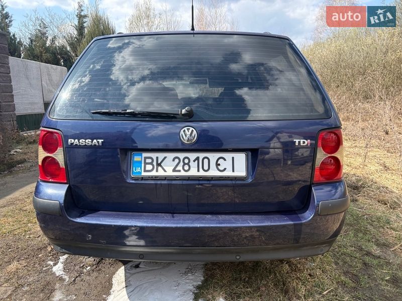 Универсал Volkswagen Passat 2003 в Костополе