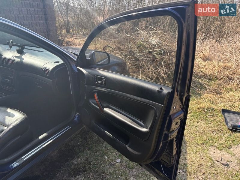 Универсал Volkswagen Passat 2003 в Костополе