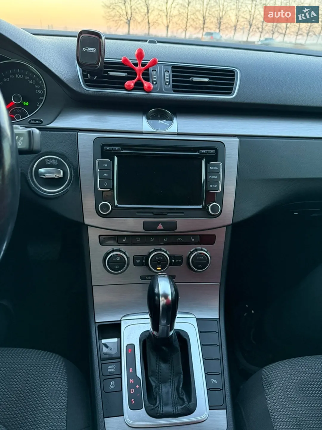 Volkswagen Passat 2012 VIN WVWZZZ3CZDP020141 фото оголошення 11 з 15