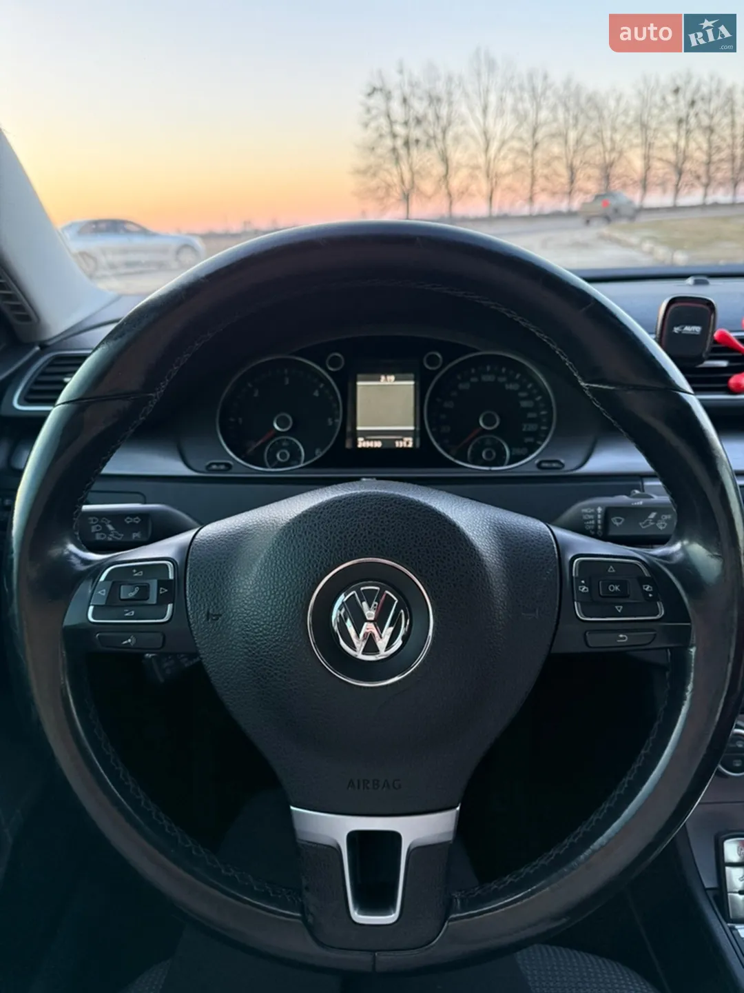 Volkswagen Passat 2012 VIN WVWZZZ3CZDP020141 фото оголошення 12 з 15