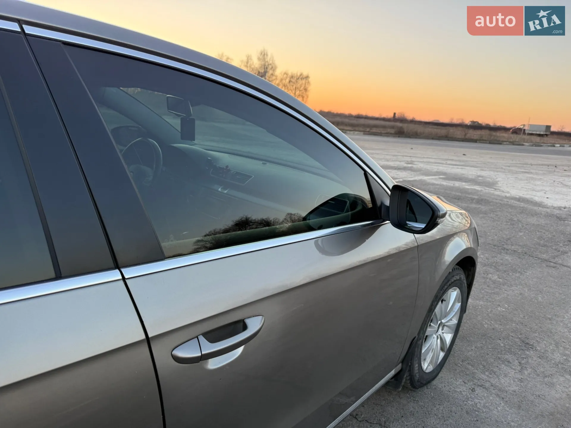 Volkswagen Passat 2012 VIN WVWZZZ3CZDP020141 фото оголошення 5 з 15