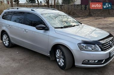 Универсал Volkswagen Passat 2014 в Шептицькому