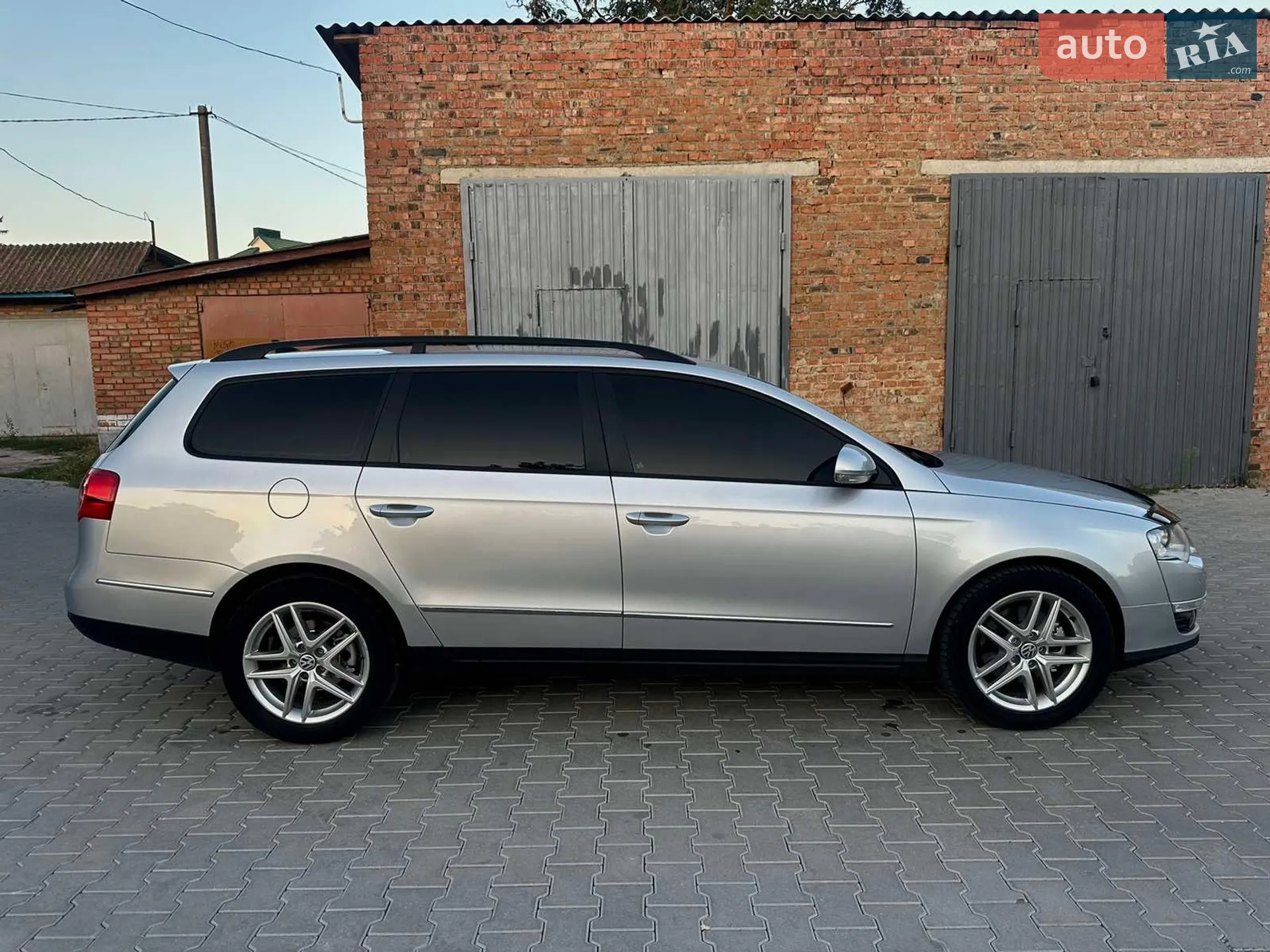 2010 Volkswagen Passat - мініатюра 19