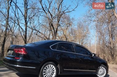 Седан Volkswagen Passat 2015 в Одесі
