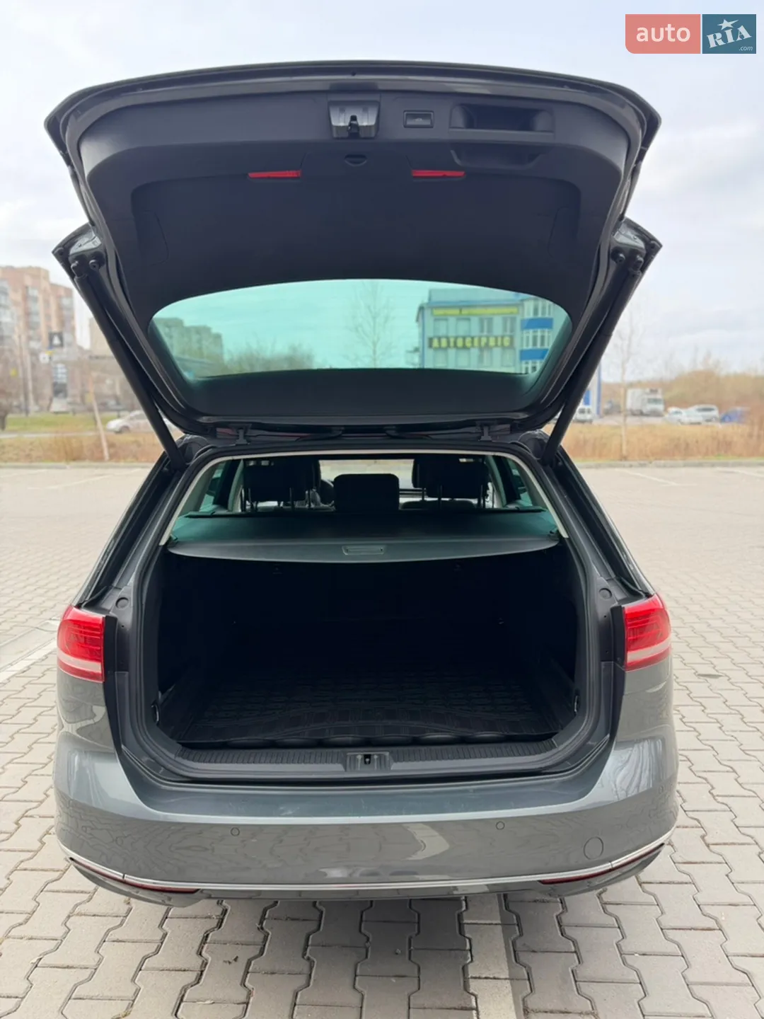 2016 Volkswagen Passat - мініатюра 6